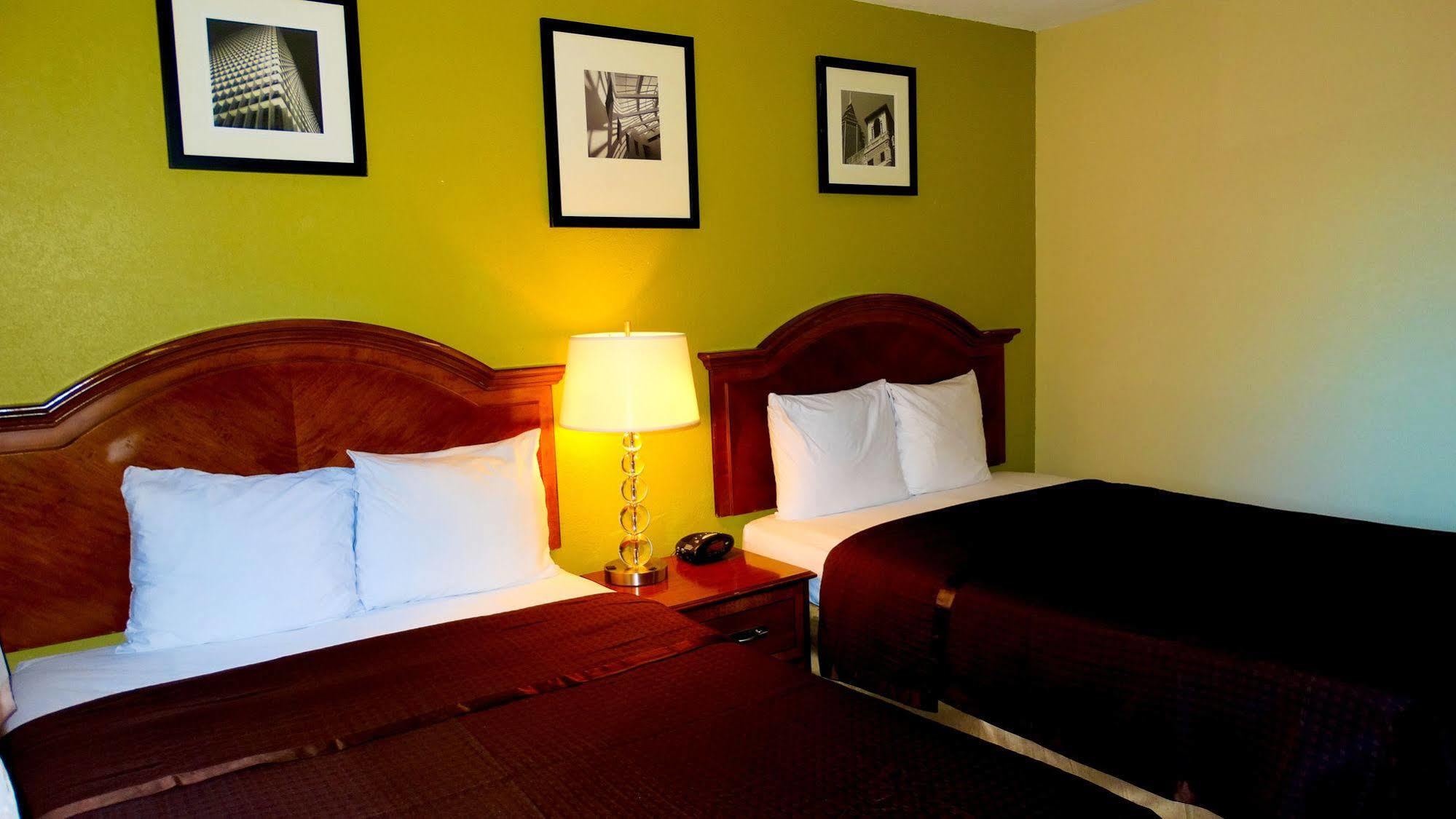Savannah Garden Hotel Eksteriør billede